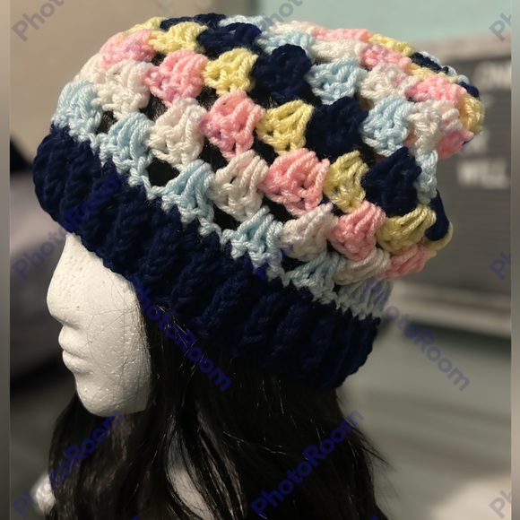 XXL Handmade Knitted Hat - Picture 2 of 2